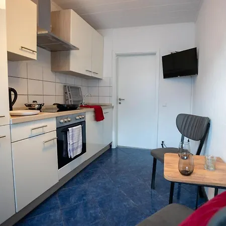 Serviceroom24 - 2 In Wlan - Smart-tv - 24-7 Check-in Und Kueche