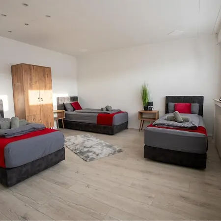 Serviceroom24 - 2 In Wlan - Smart-tv - 24-7 Check-in Und Kueche Apartment Gladbeck